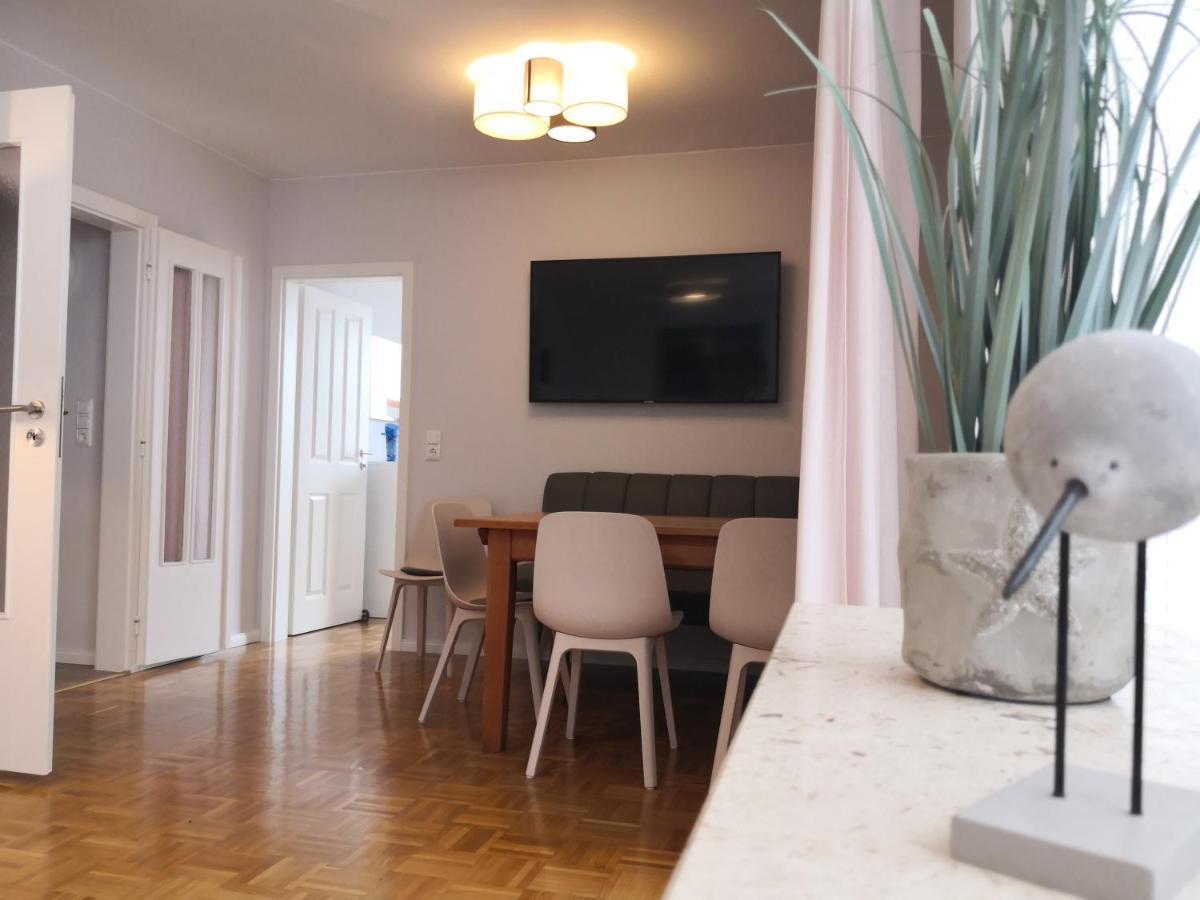 Ferienwohnung Fuer Grosse Familien Im Haus Akunak 부숨 외부 사진