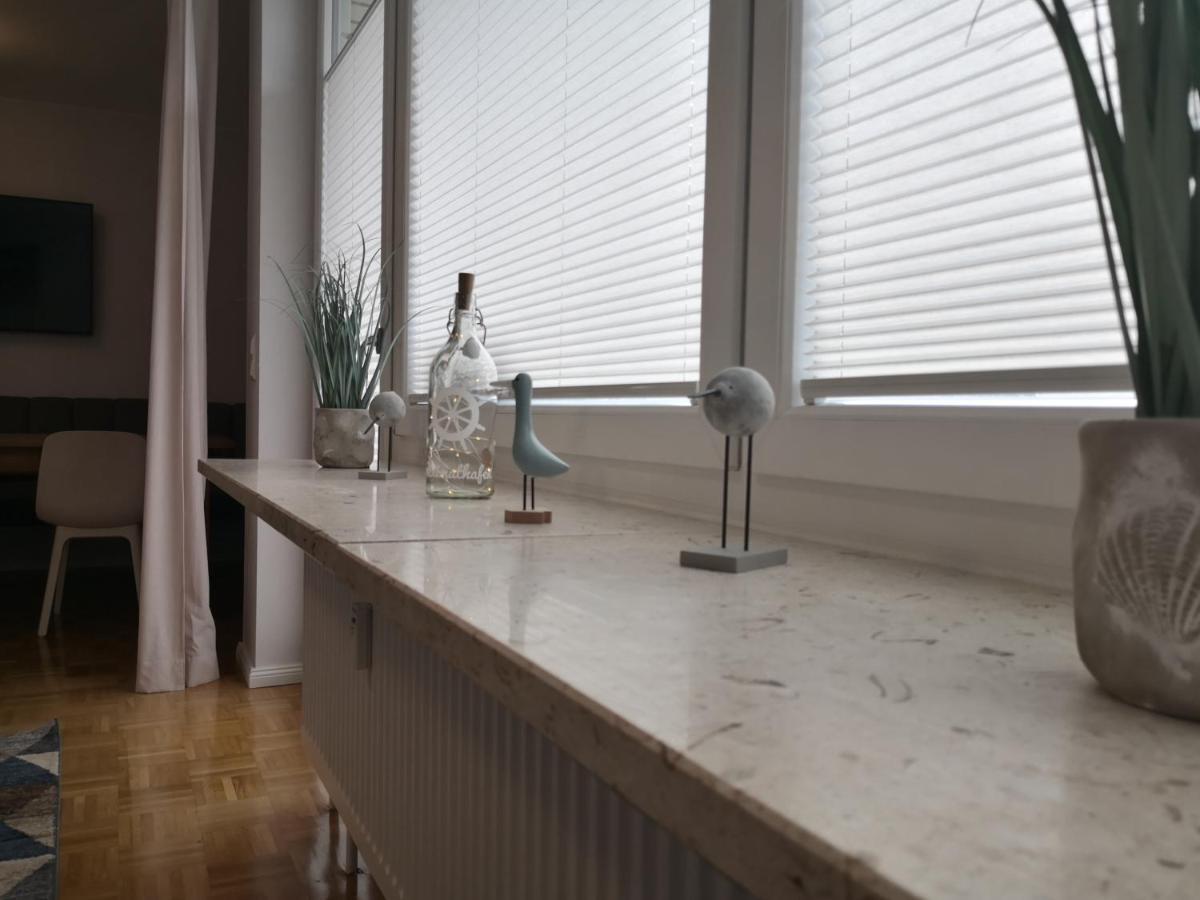 Ferienwohnung Fuer Grosse Familien Im Haus Akunak 부숨 외부 사진