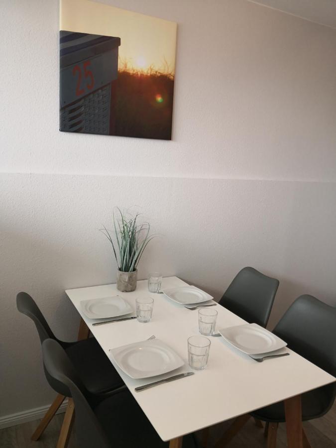 Ferienwohnung Fuer Grosse Familien Im Haus Akunak 부숨 외부 사진