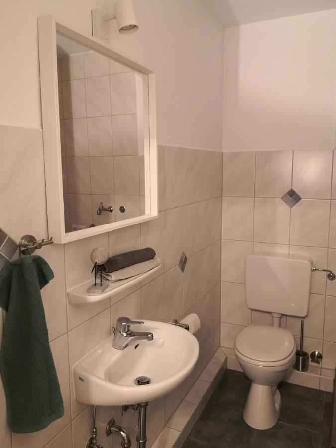 Ferienwohnung Fuer Grosse Familien Im Haus Akunak 부숨 외부 사진